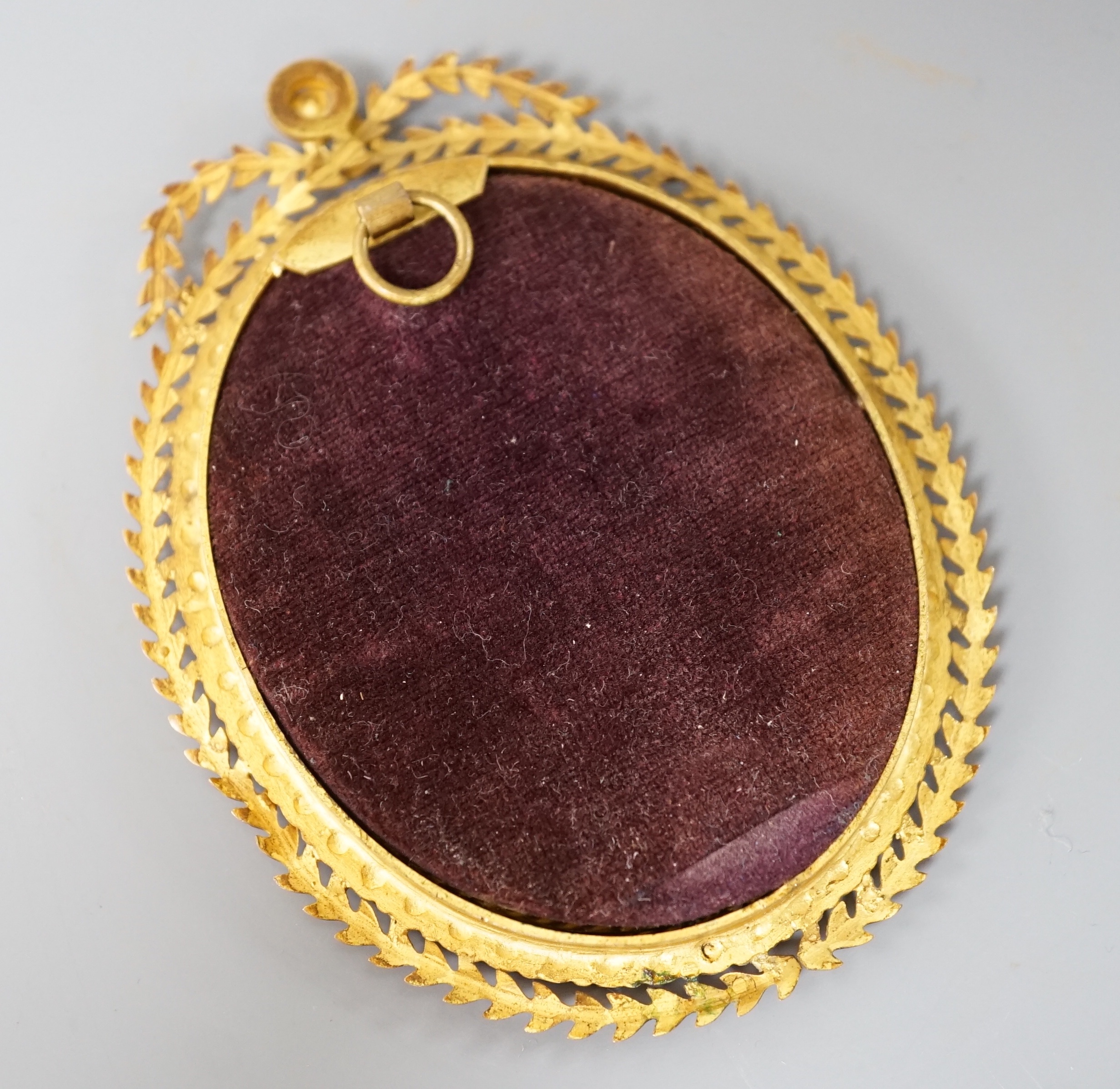 Edith Rowland (1901-1940) watercolour on ivory, portrait miniature of Maud. Paste and gilt metal frame - 10cm high